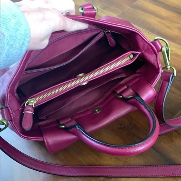 𝅺MERONA Crossbody Purse Bag - Picture 8 of 8